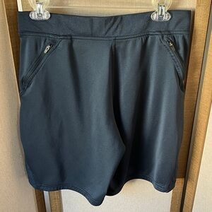 Men’s hylete Black Above Knee Shorts small
